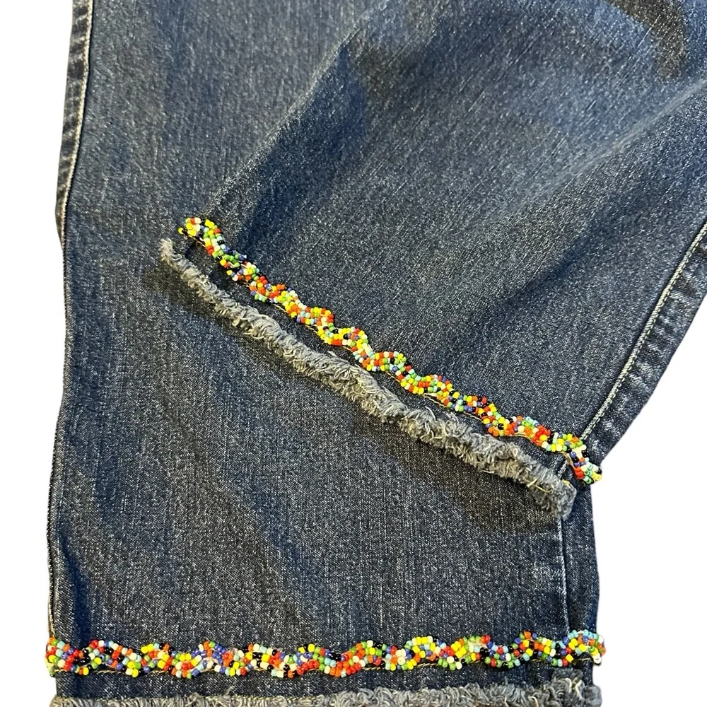 Liz Claiborne‎ LizWear size 10 Blue Capri Beaded Mid Rise Cotton Denim Jeans